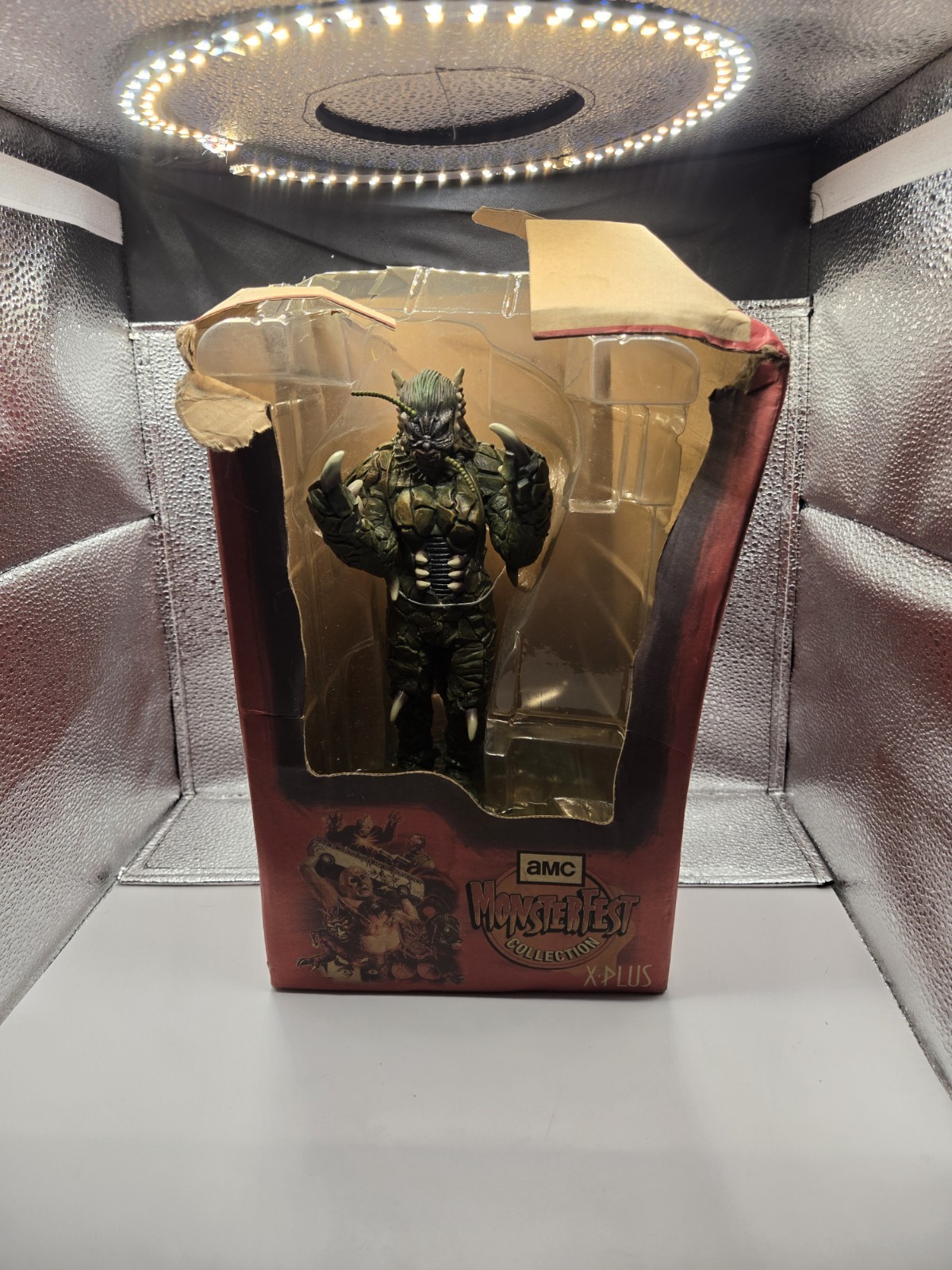 AMC Monsterfest Collection X-Plus the She Creature Missing 2 Antennas Damage Box