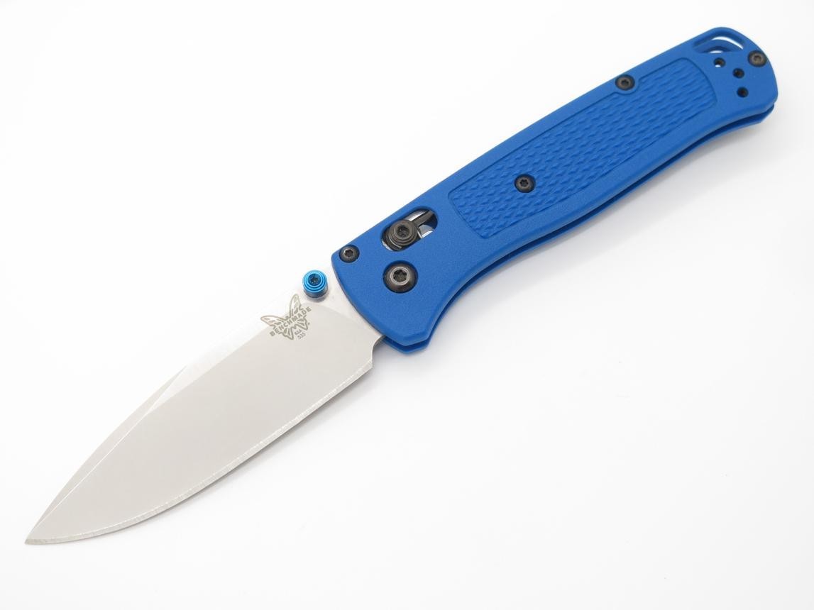 Benchmade Bugout 535 Pocketknife Blue Handle Plain Drop Point S30V Axis
