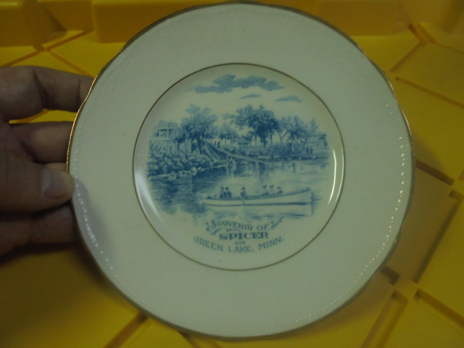 Vintage Souvenir Plate Spicer on Green Lake, Minn. Minnesota
