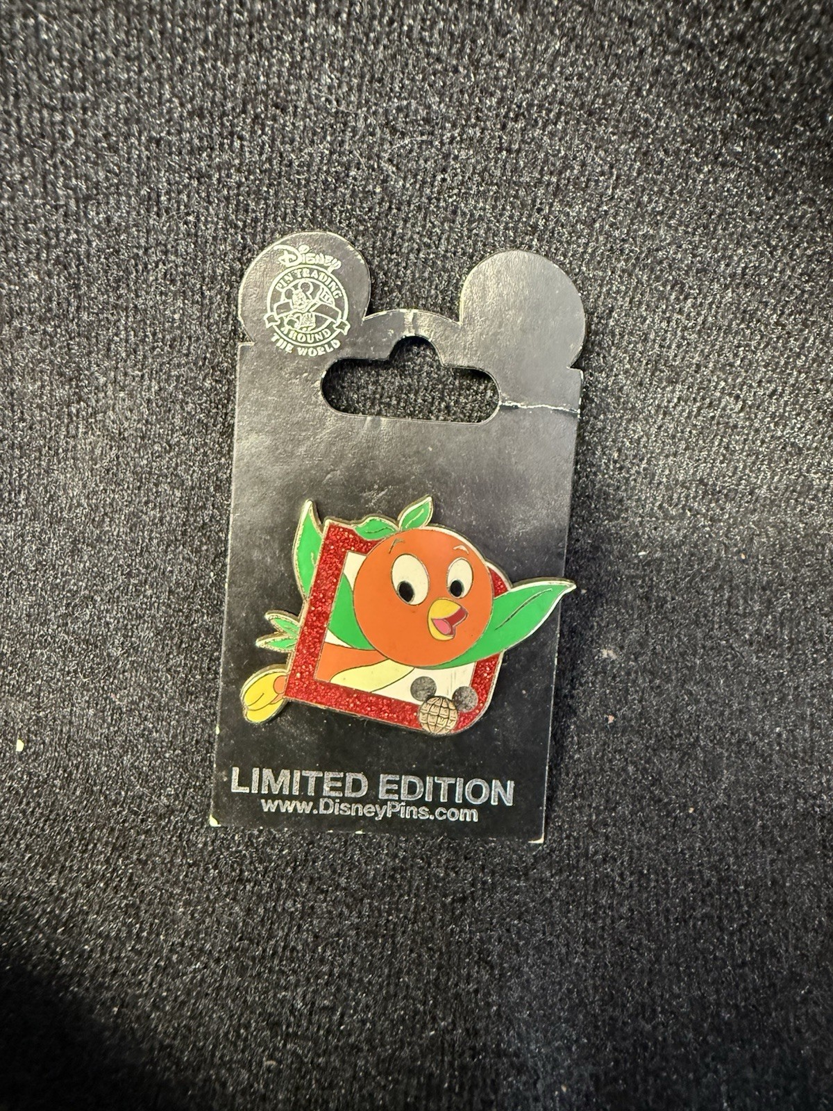 RARE Sealed Disney Limited Edition Pin World Letter D Exclusive Orange Bird 2013