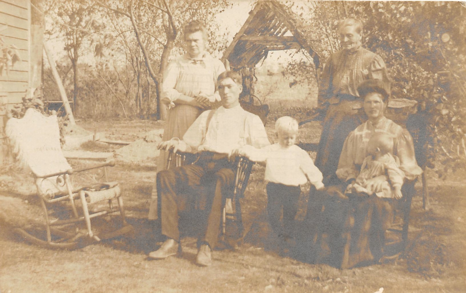 H97/ Bryan Ohio RPPC Postcard c1910 Family Kids Furniture  217