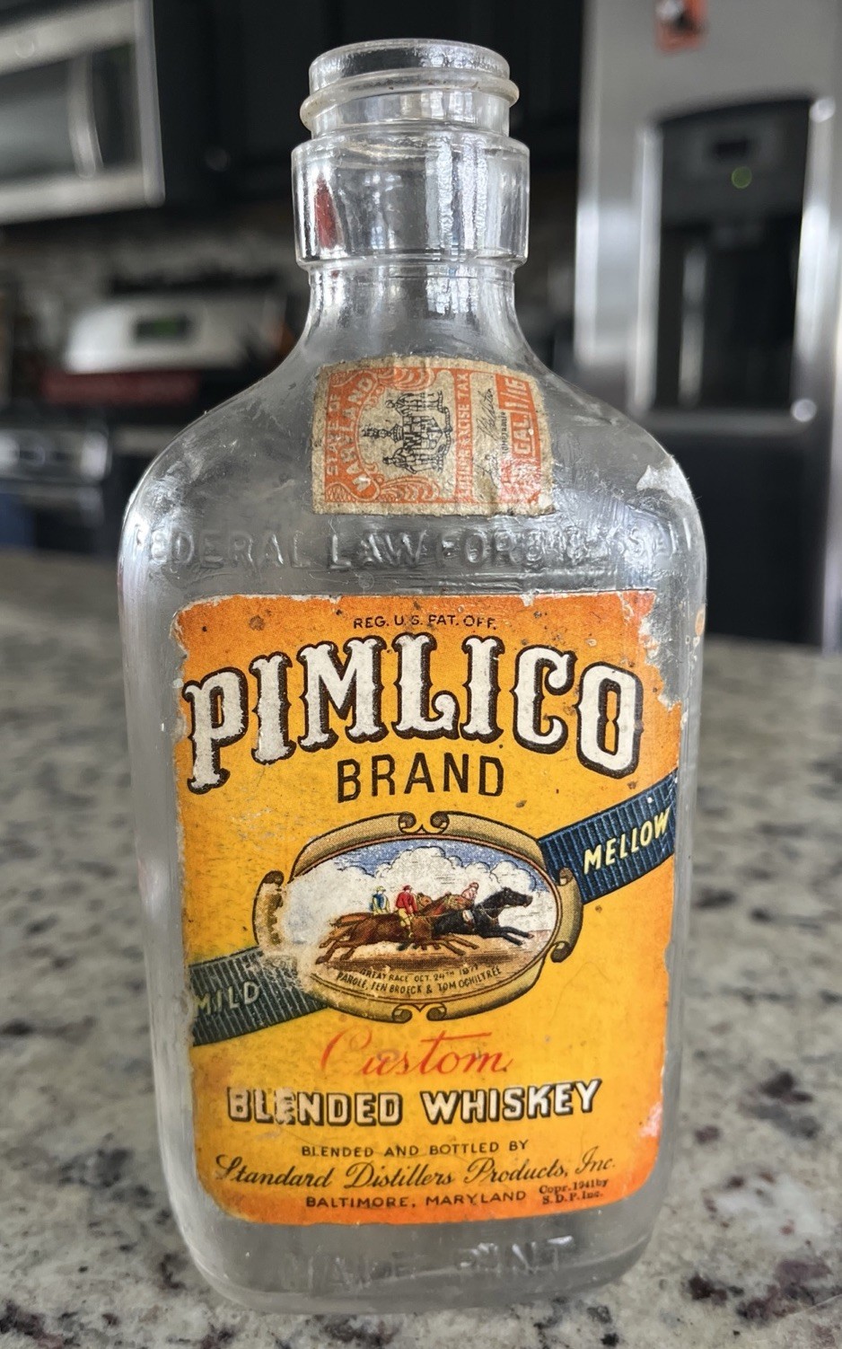 Vintage 1941 PIMLICO Whiskey Bottle Standard Distillers Baltimore MD Horse Race
