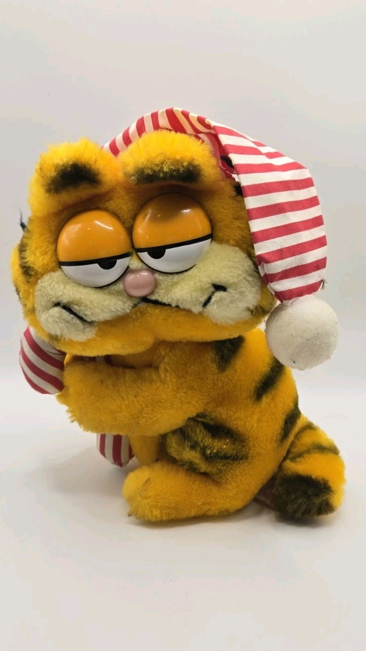 Rare Sleepy Garfield w/ Hanging Loop • Pajama Nightcap • Vintage Korea Christmas