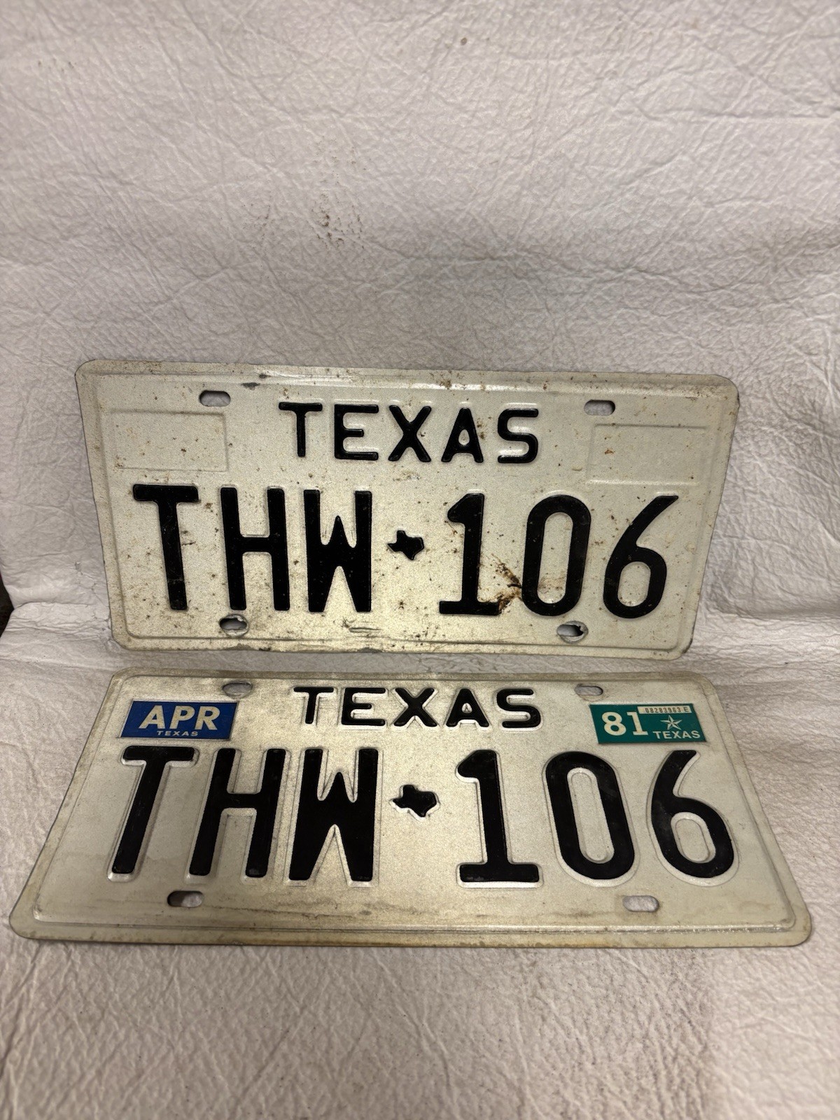 Vintage 1981 Texas License Plate Pair ~ YOM ~ FORD ~ CHEVROLET ~ RAT ROD