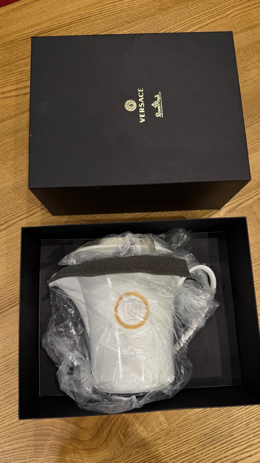 Versace Rosenthal Medusa Meandre d'Or Tea Pot for 6 Persons – New in Box