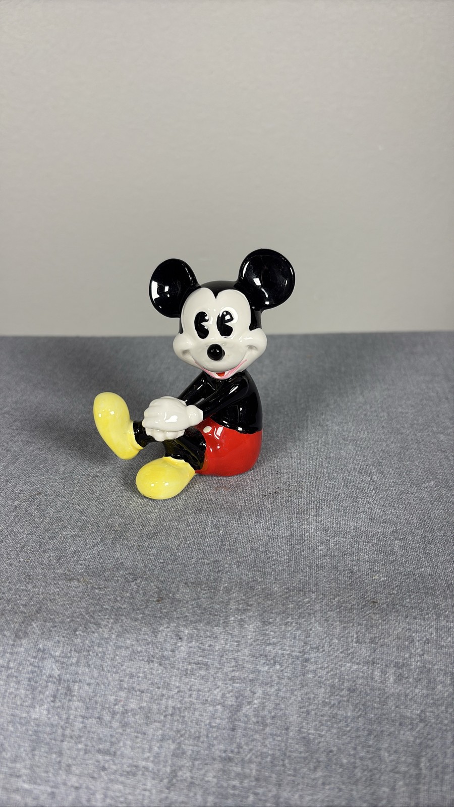 Vintage Disney Mickey Mouse Ceramic Figurine Sitting Crossed Legged Figure