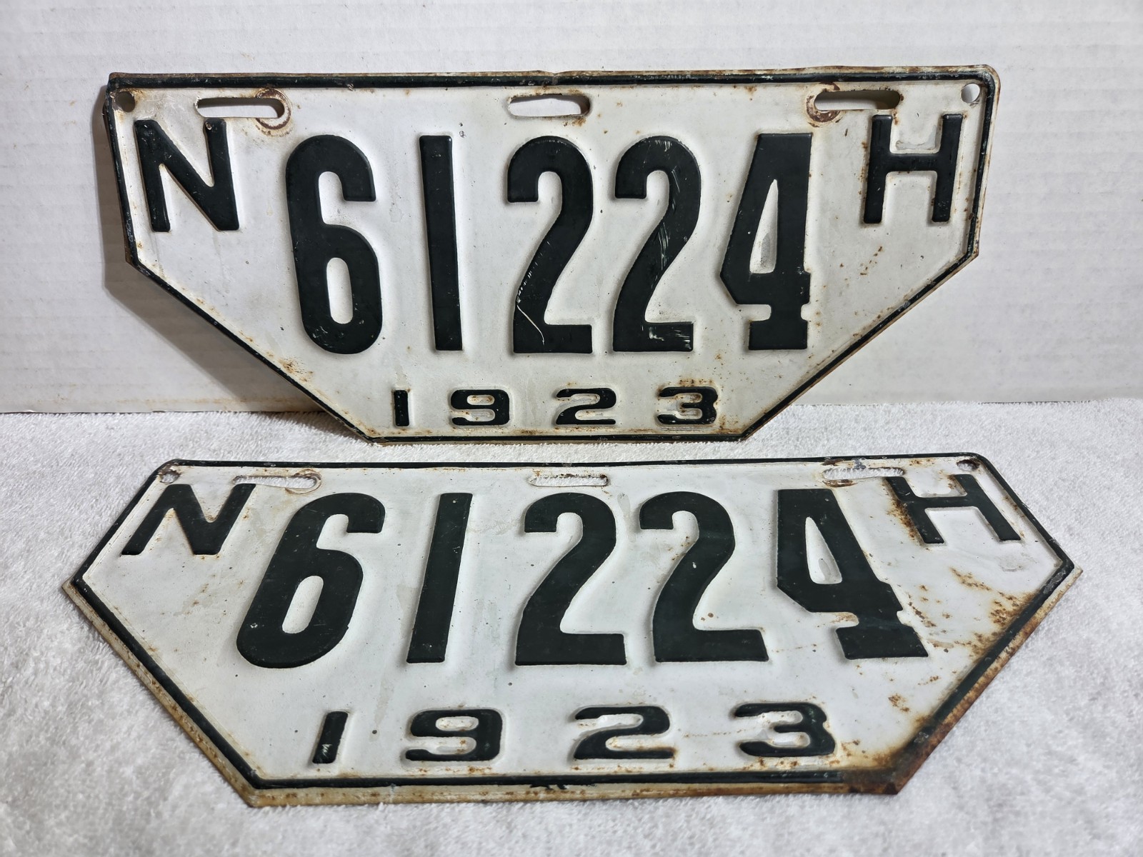 Vintage 1923 New Hampshire License Plate Pair NON RESIDENT Visitor