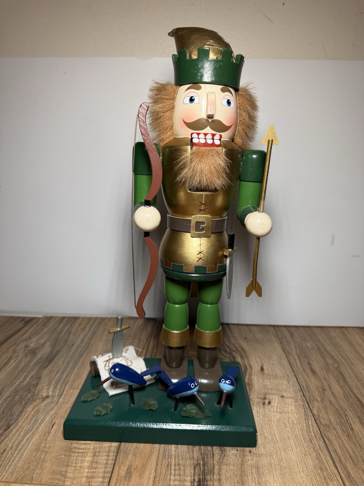Vtg Bombay Nutcracker Robin Hood 15\