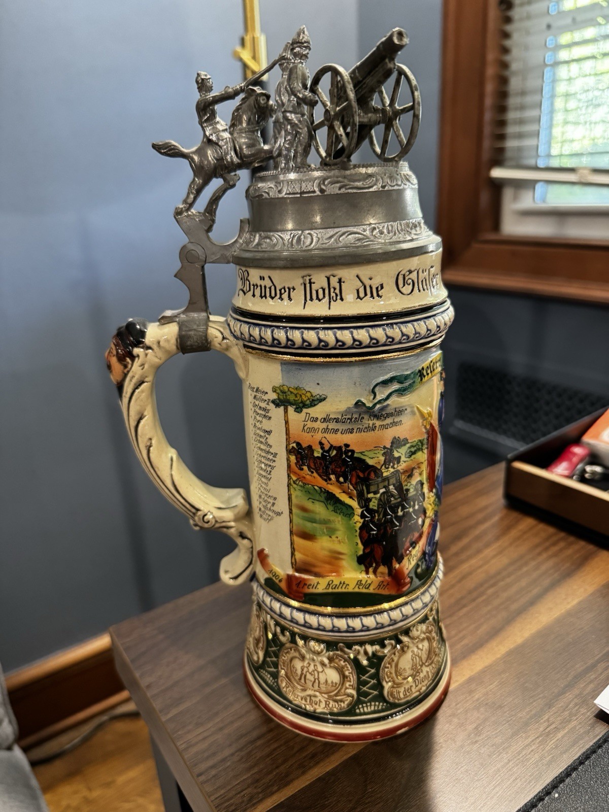 VINTAGE GERMAN REGIMENTAL 1/2L BEER STEIN