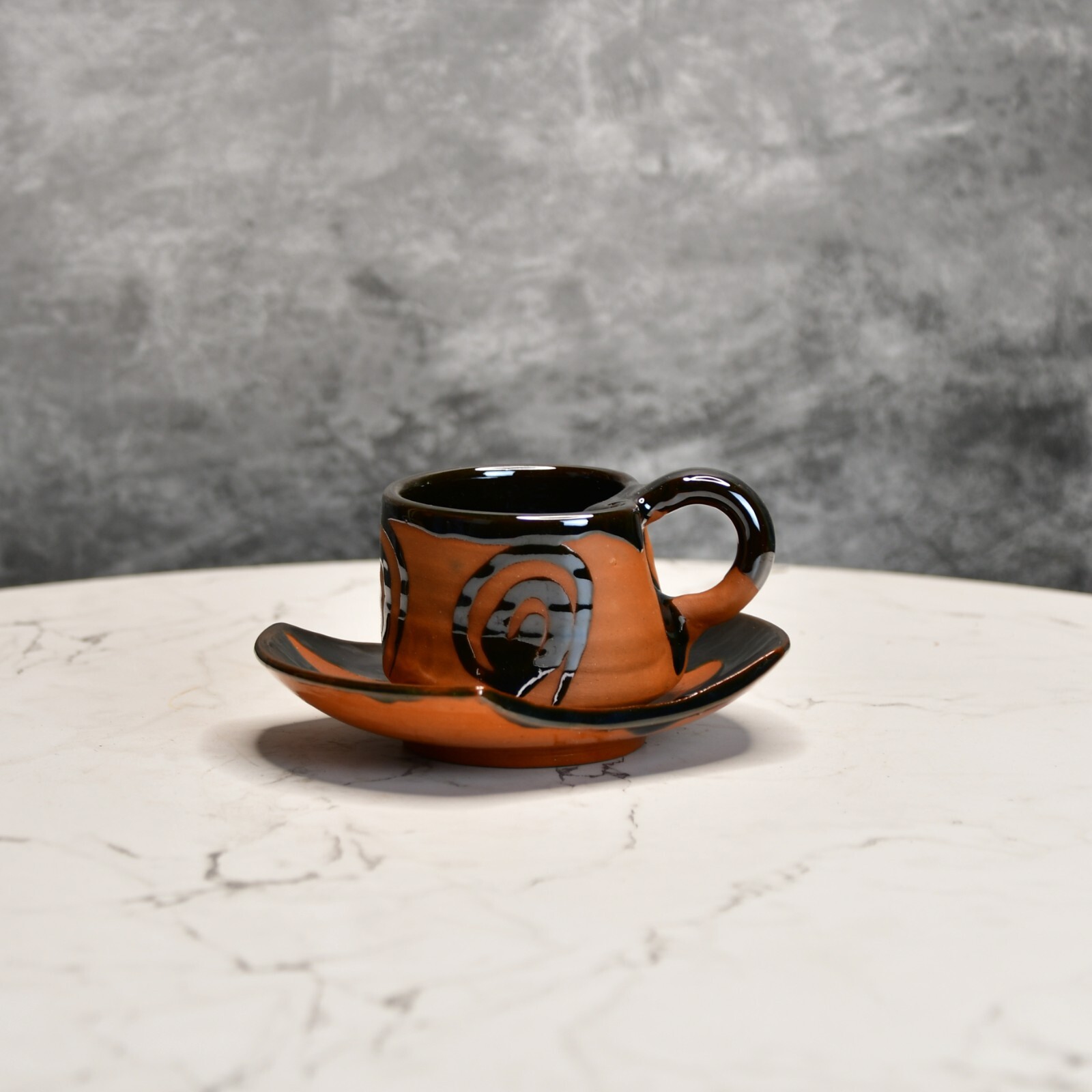 Set of 2 Terracotta Heart-in-Cup Figurines, 7cm Brown Home Decor & Gift