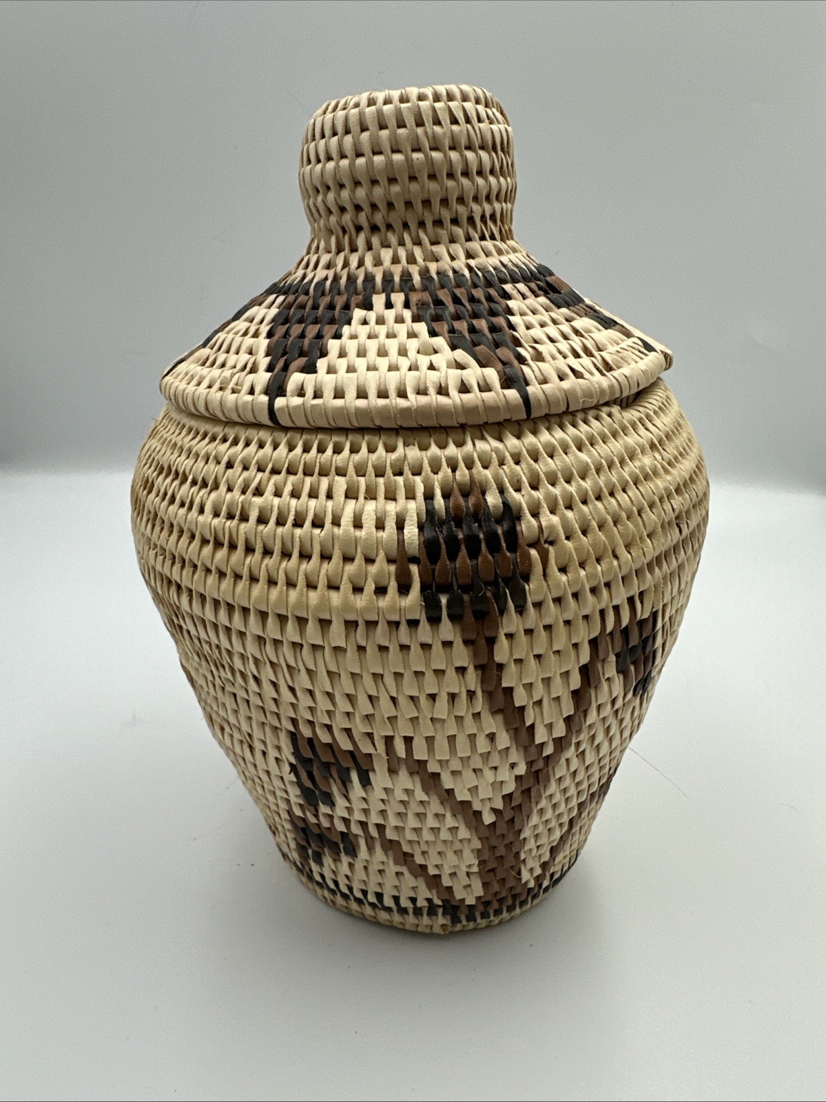 Vintage Coiled Lidded Handwoven Raffia Basket African Tribal 9” Decorative 
