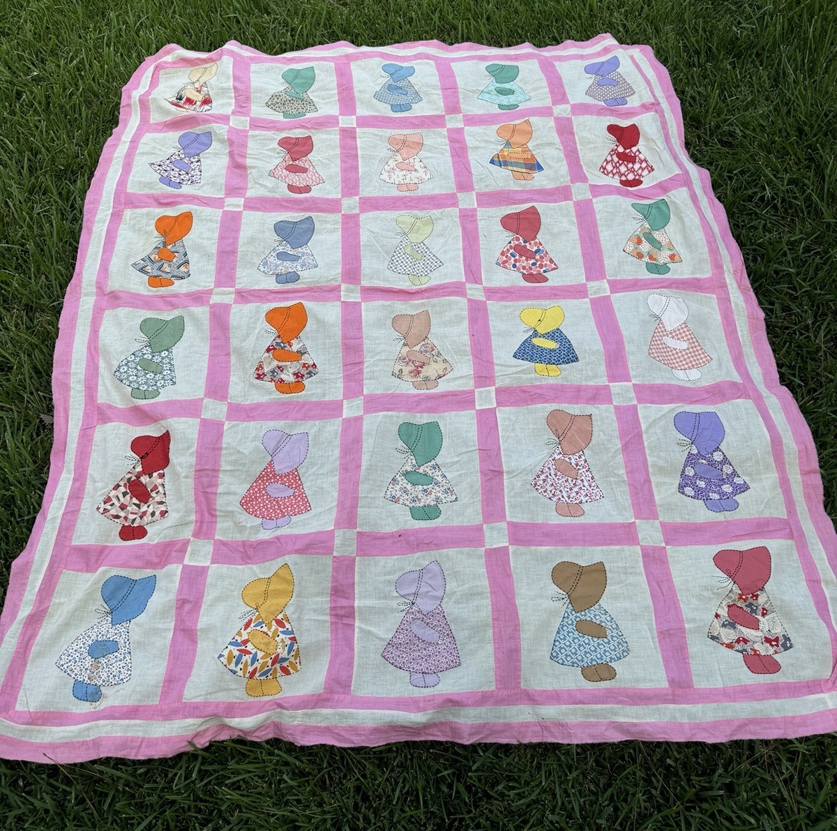 Vintage Sunbonnet Sue Quilt Top Hand Pieced 67x80in