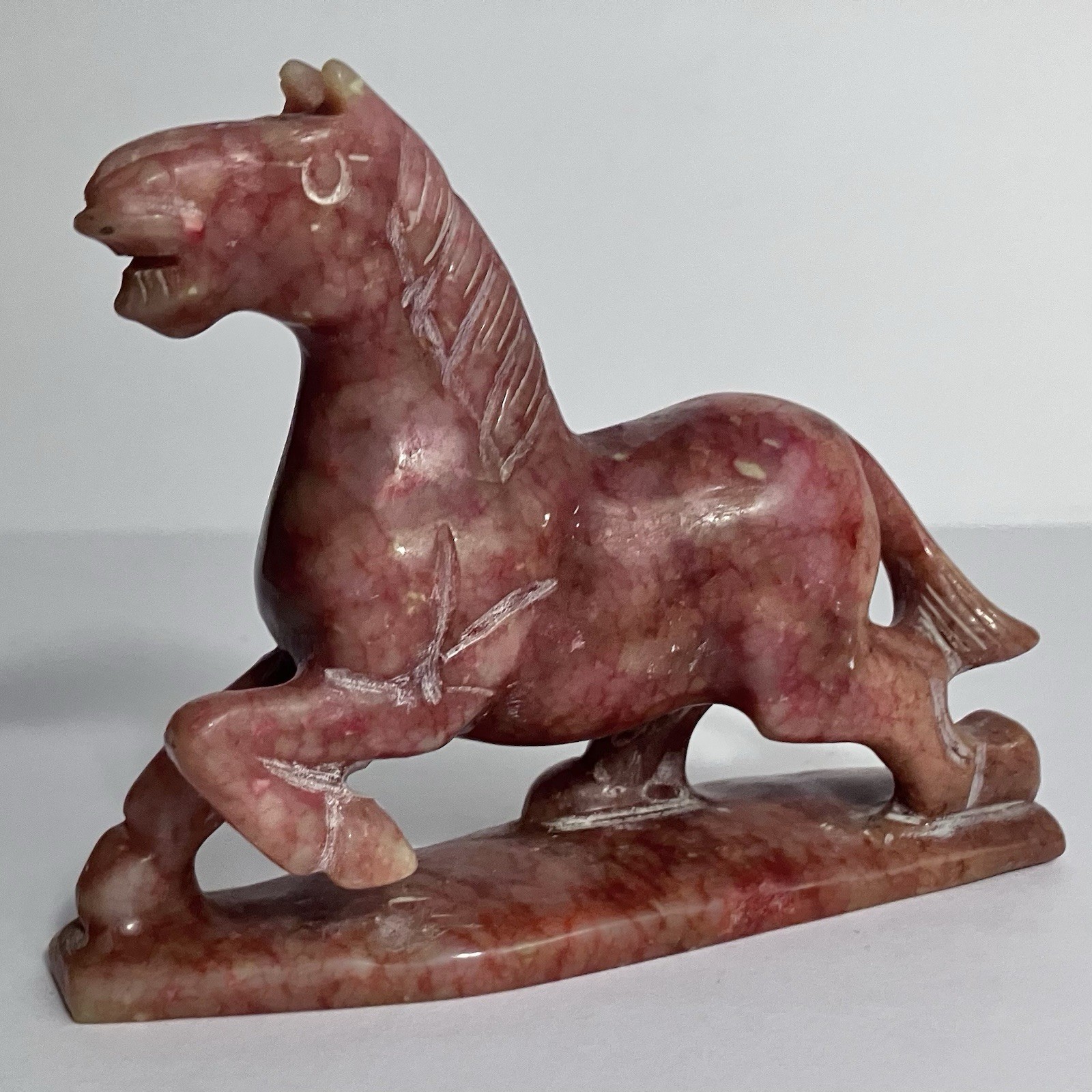Vintage CHINESE SOAPSTONE Carved Horse / MOTTLED Reddish-Orange / 4.75 Inches