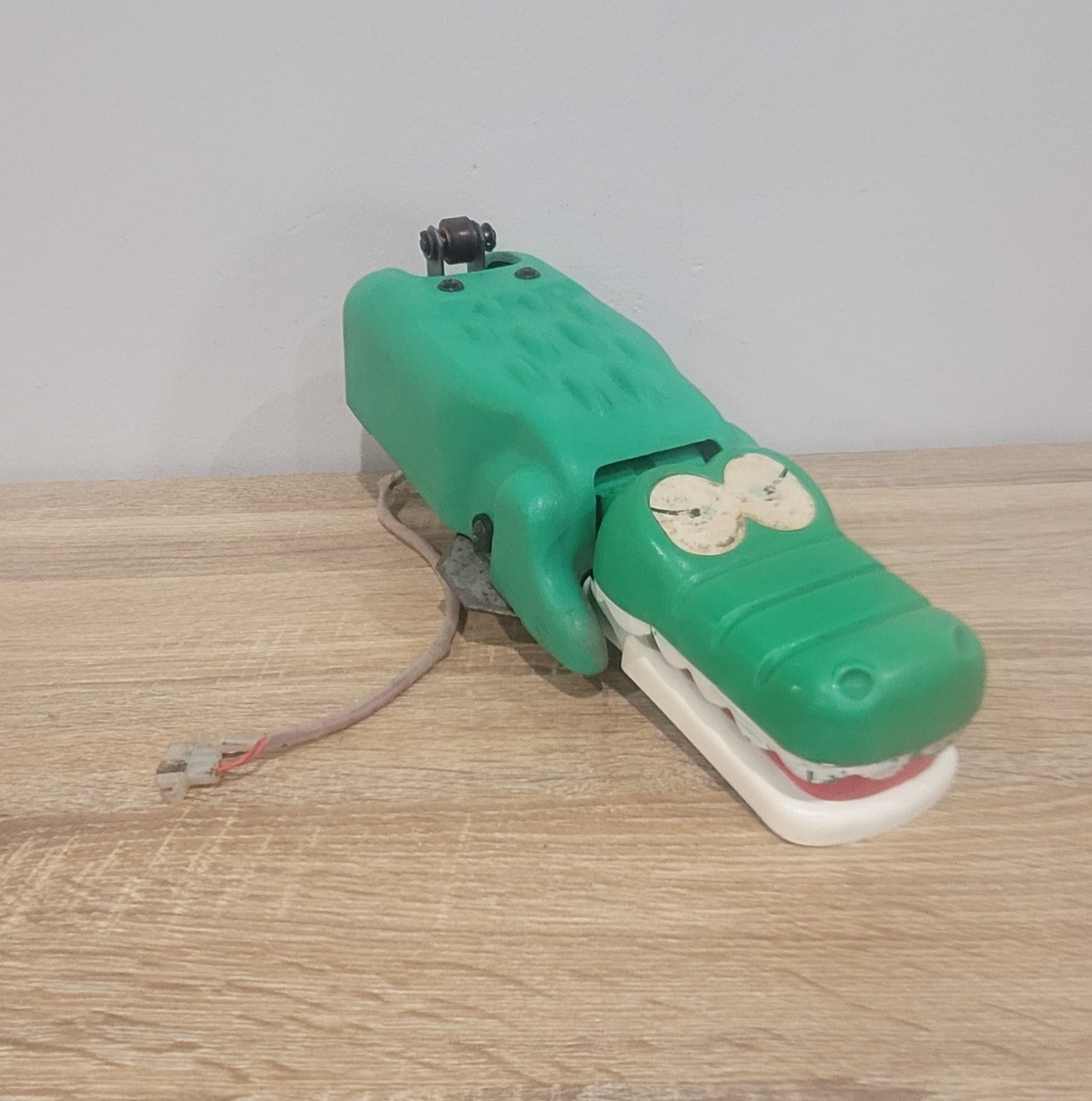 Data East Wacky Gator Arcade Gator Drive Assembly Body Parts Repair