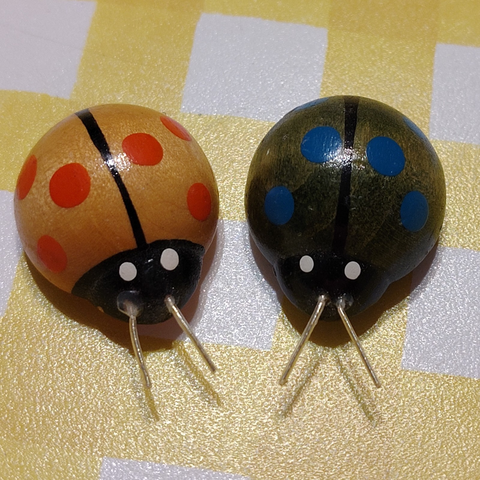 Lot Of 2 Vintage Wooden Ladybug Fridge Magnet Very Cute magnets 