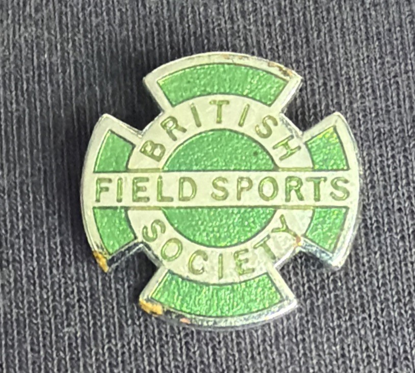 vintage British field sports society Members enamelled pin Badge