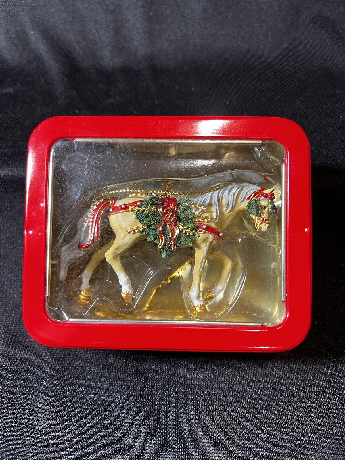 Rare Westland Horse Of A Different Color Ornament Pine Bundles 20632 2010
