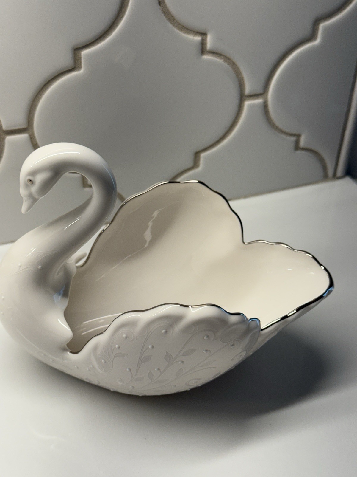 Lenox ~ Porcelain Opal Innocence Swan Dish NEW