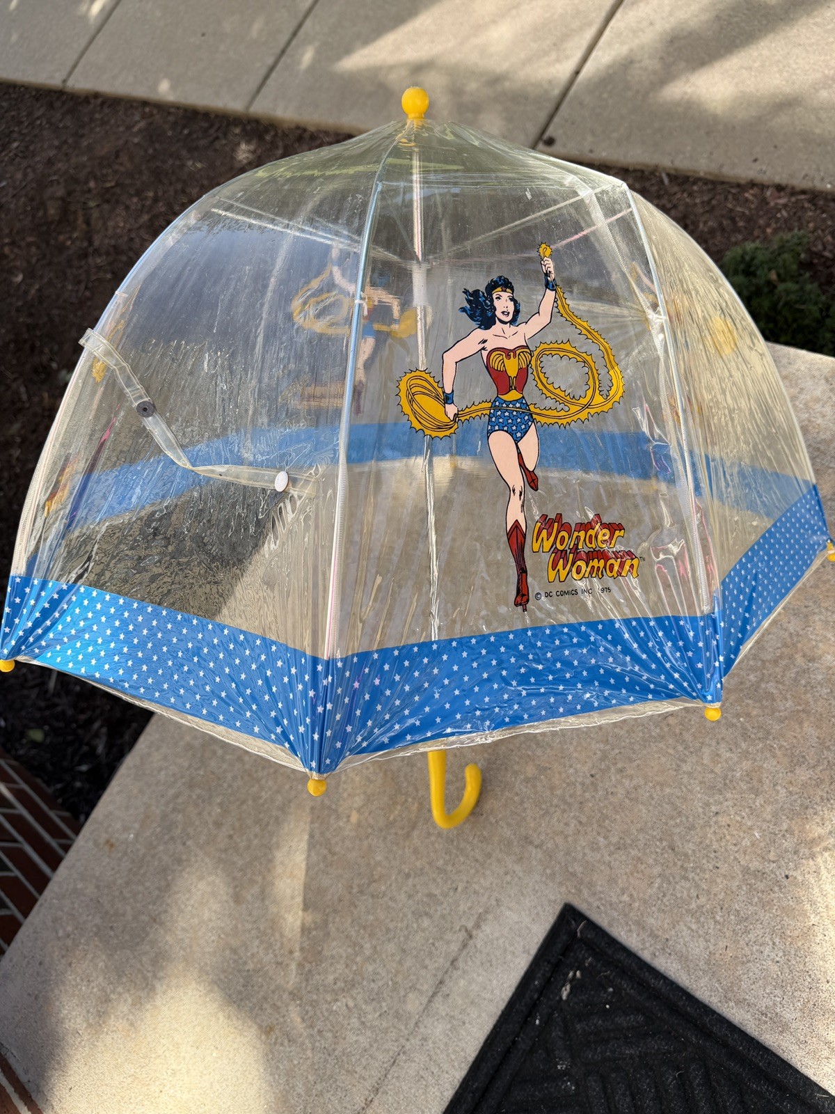 Rare Vintage 1975 Wonder Woman Umbrell Works. Shaw Creations, Taiwan 