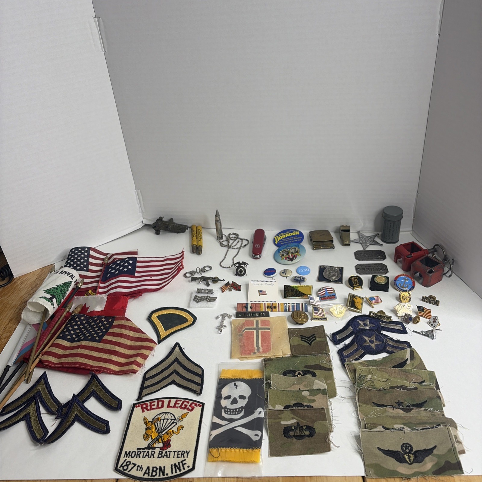 Vintage U.S. Military Patch&  Insignia Estate Lot 187th Airborne Red Legs Rank