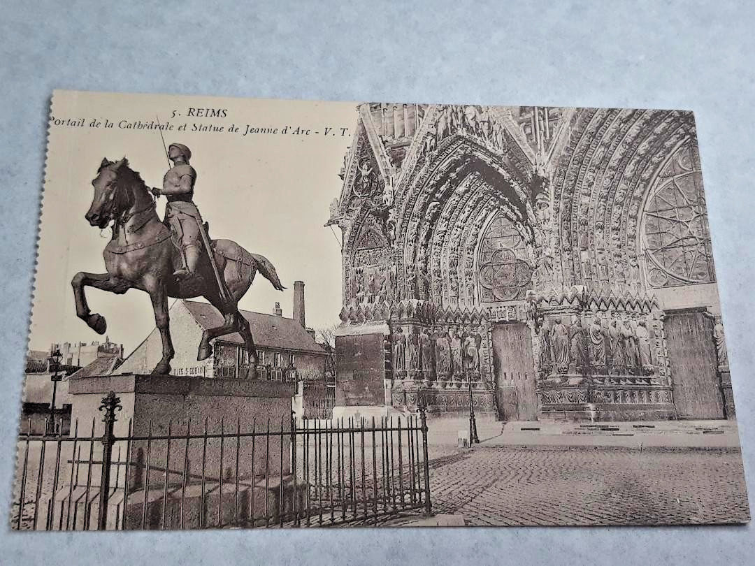 Vintage Postcard Reims Statue De Jeanne D\'Arc Tourist Attraction in Reims France