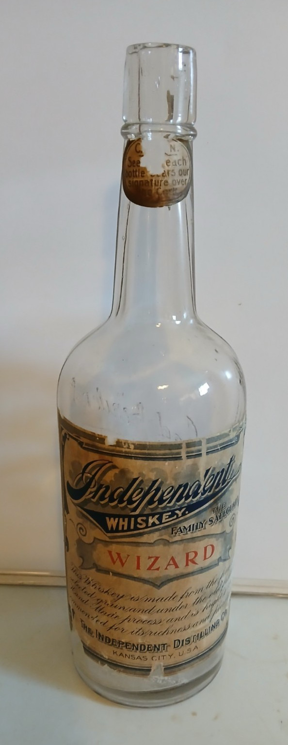 OLD ANTIQUE PRE PROHIBITION WHISKEY BOTTLE INDEPENDENT KANSAS CITY MISSOURI USA