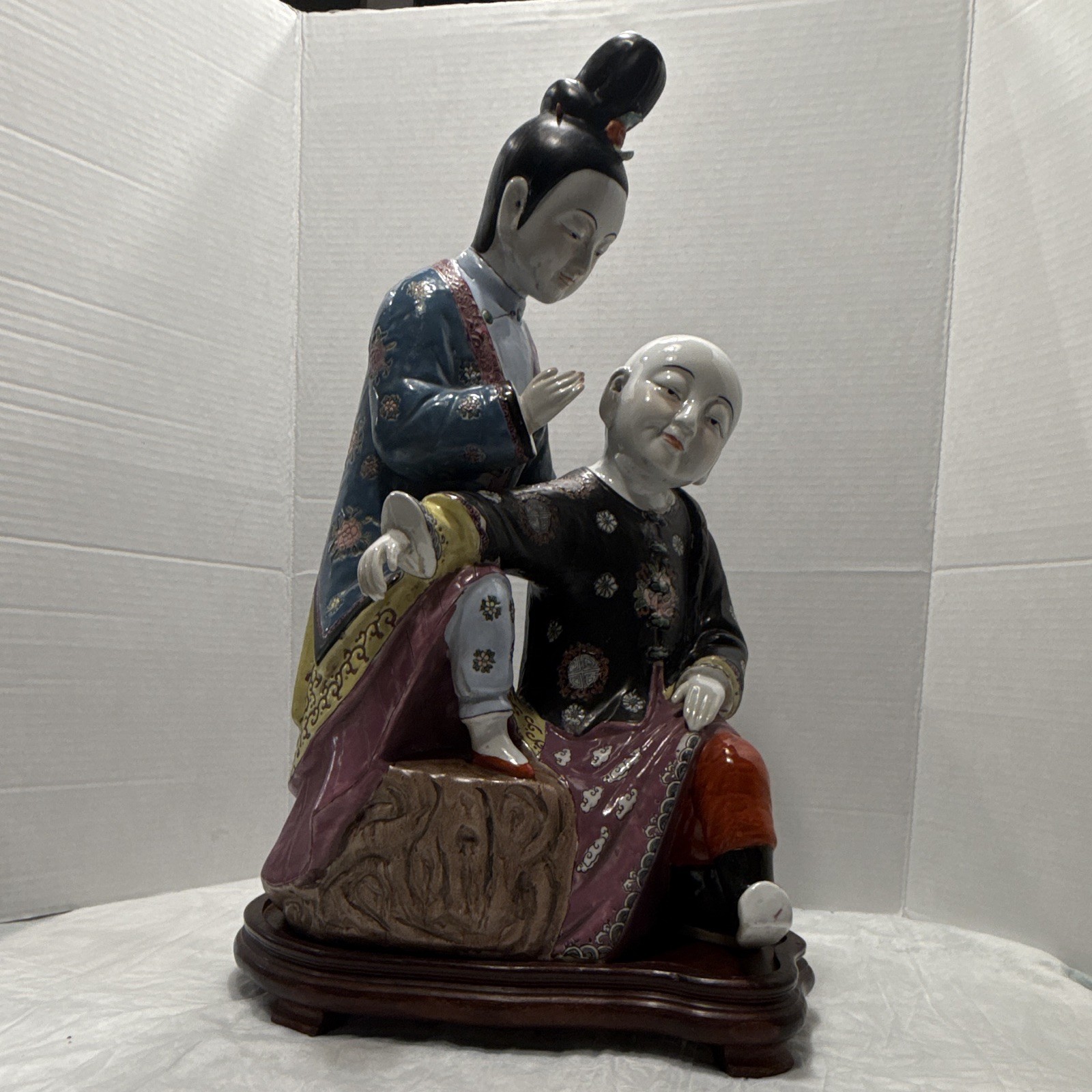 Vintage Mid-Century Chinese Scholar Couple/Deity Figurine 18.5” Tall