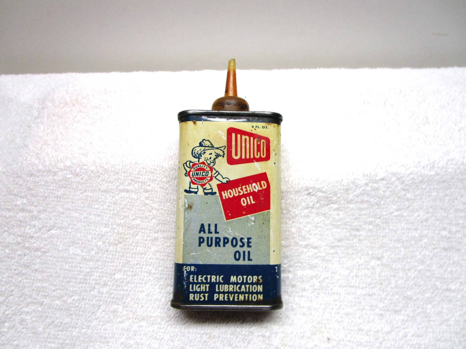  ANTIQUE UNICO HANDY OILER TIN