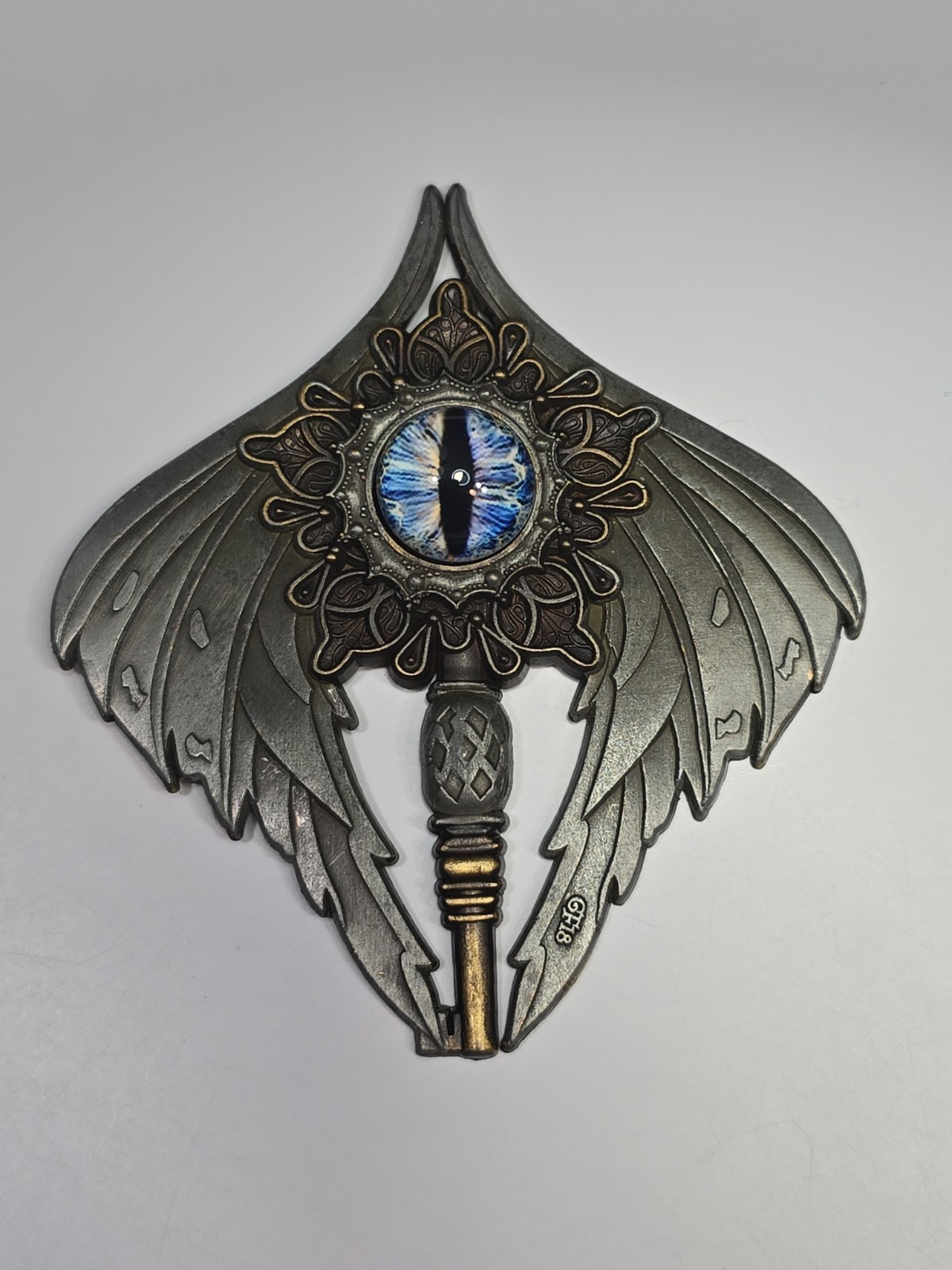 Destination Imagination GF18 Pin Global Finals 2018 Dragon Eye Key Blue #1