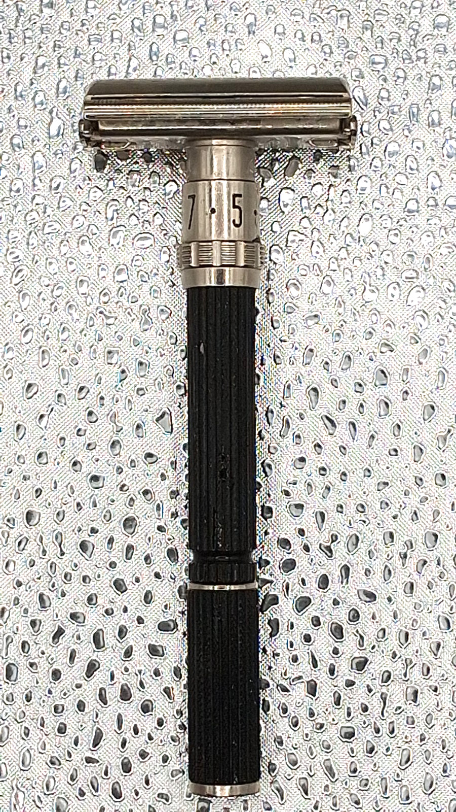 1973 Gillette Super Adjustable 109 Black Beauty T4 DE Safety Razor