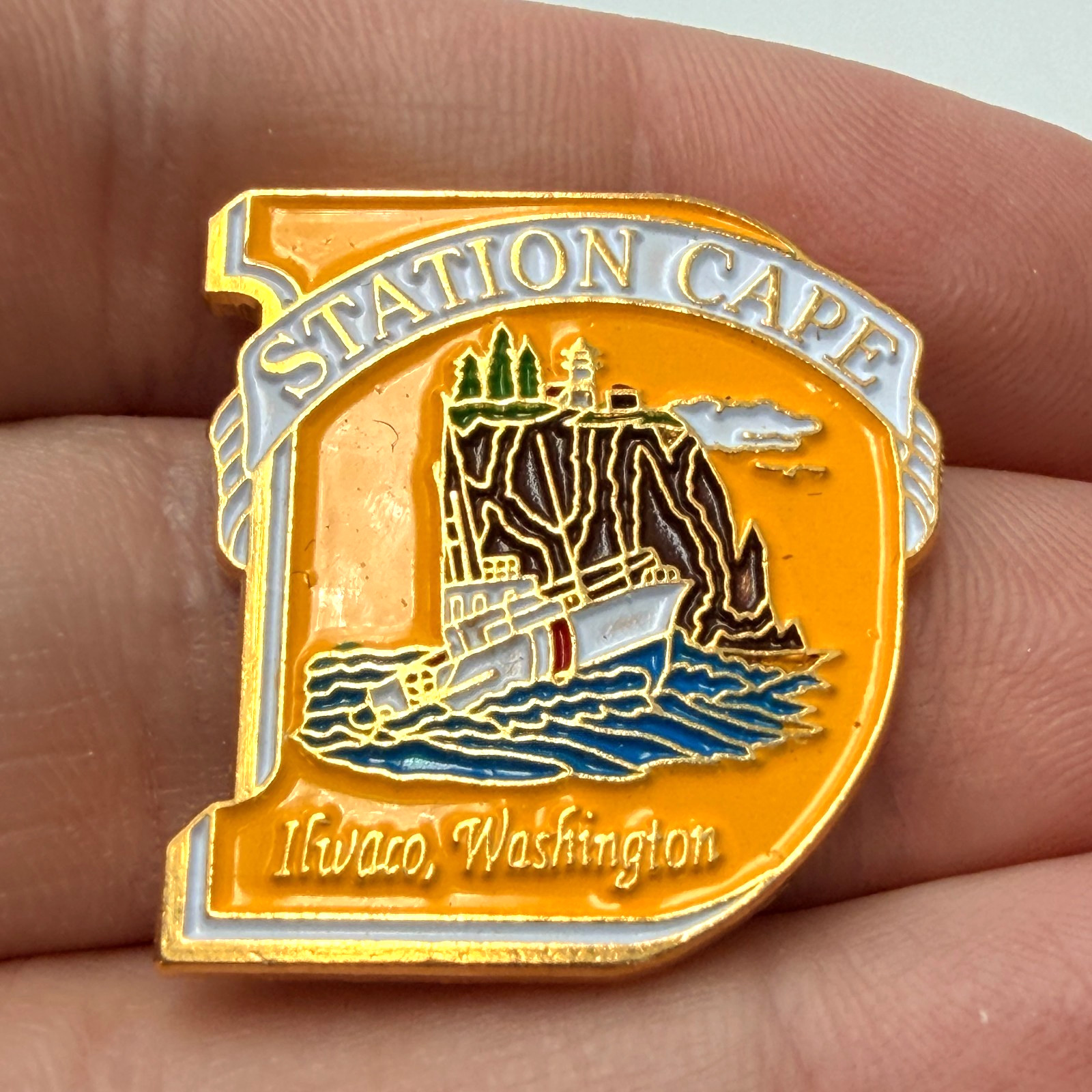 USCG Station Cape Disappointment Ilwaco Washington Lapel Pin Souvenir Rare