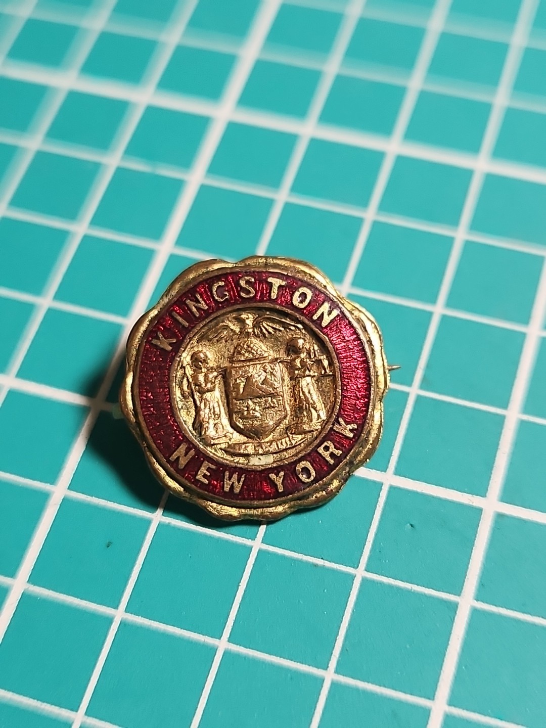 Vtg Kingston New York Service Pin Possible DoC Gold Tone Lapel Pin