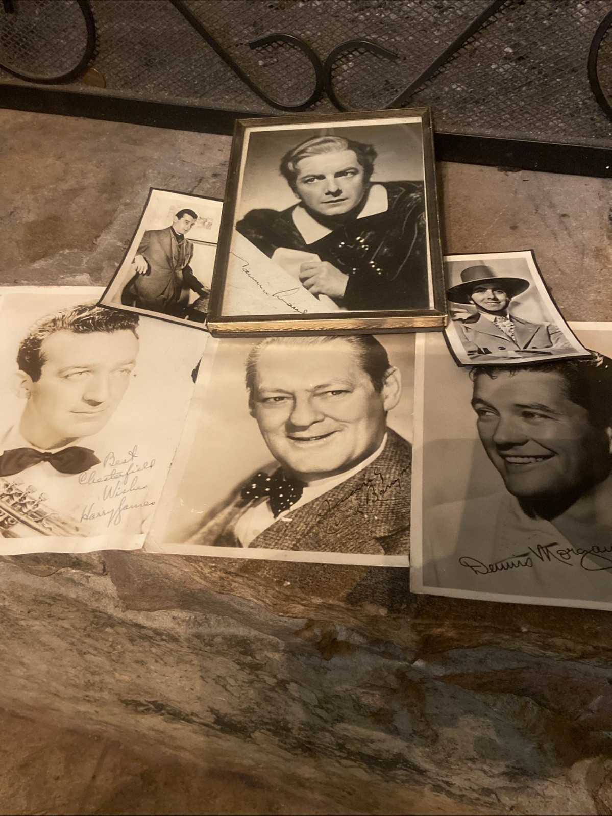 Lot Of Vintage Hollywood Actors Pictures. 