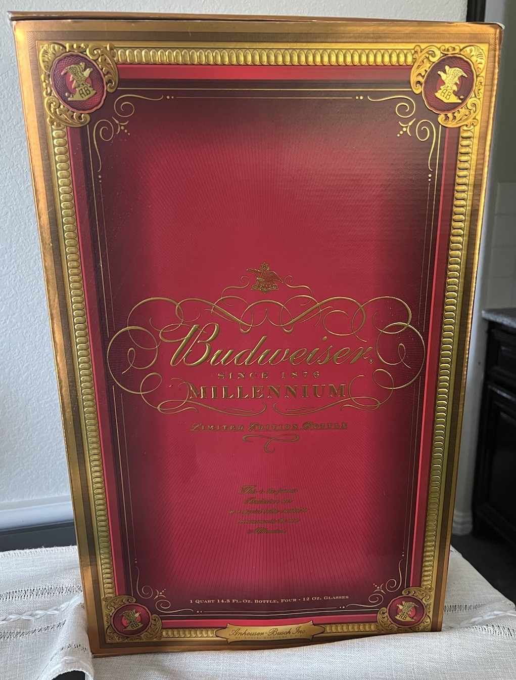 Budweiser Millennium Limited Edition Keepsake Bottle Gift Set w/ 4 Glasses