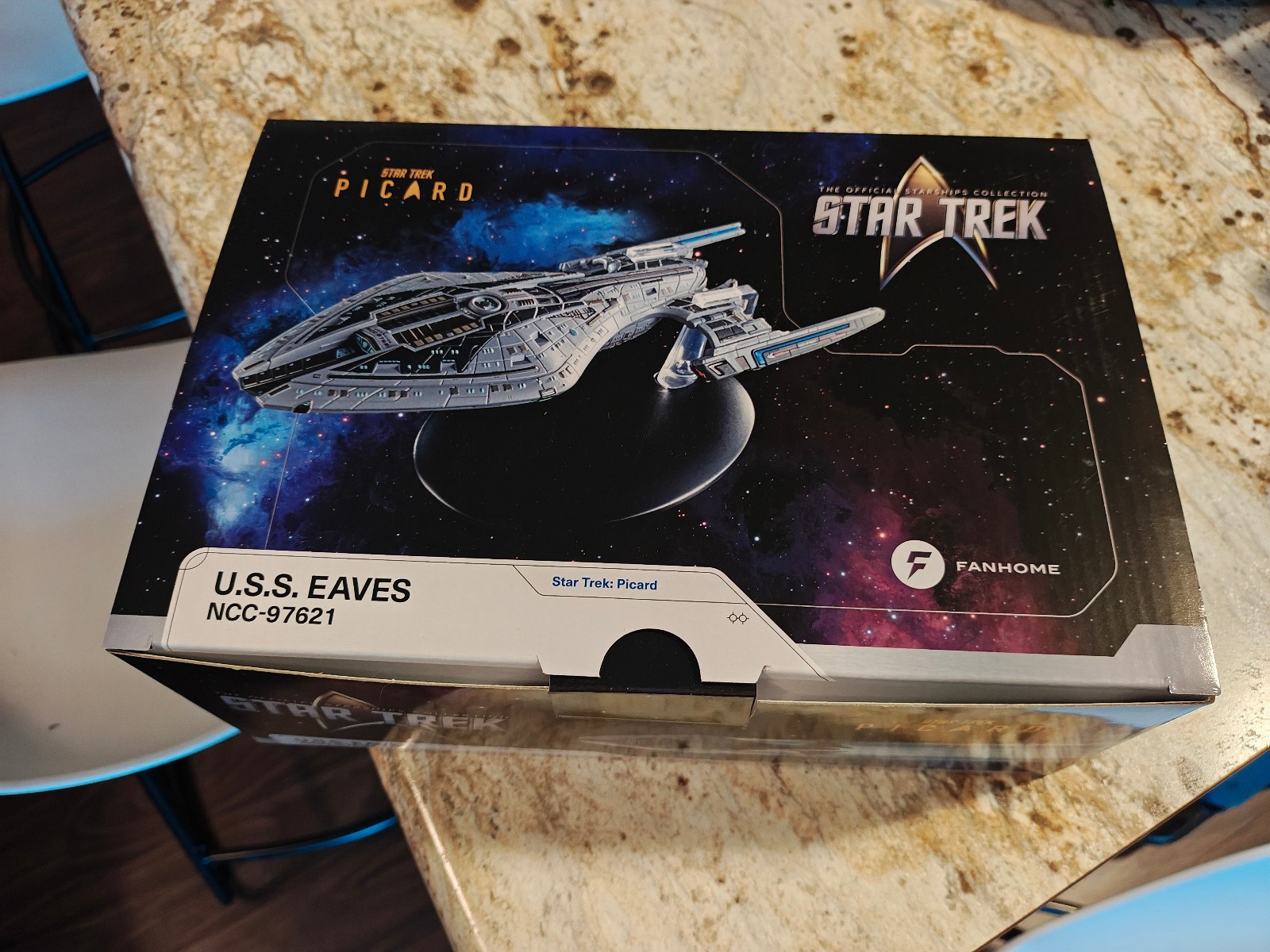 Fanhome Star Trek USS Eaves NCC-97621 Pathfinder Class Starship Collection RARE
