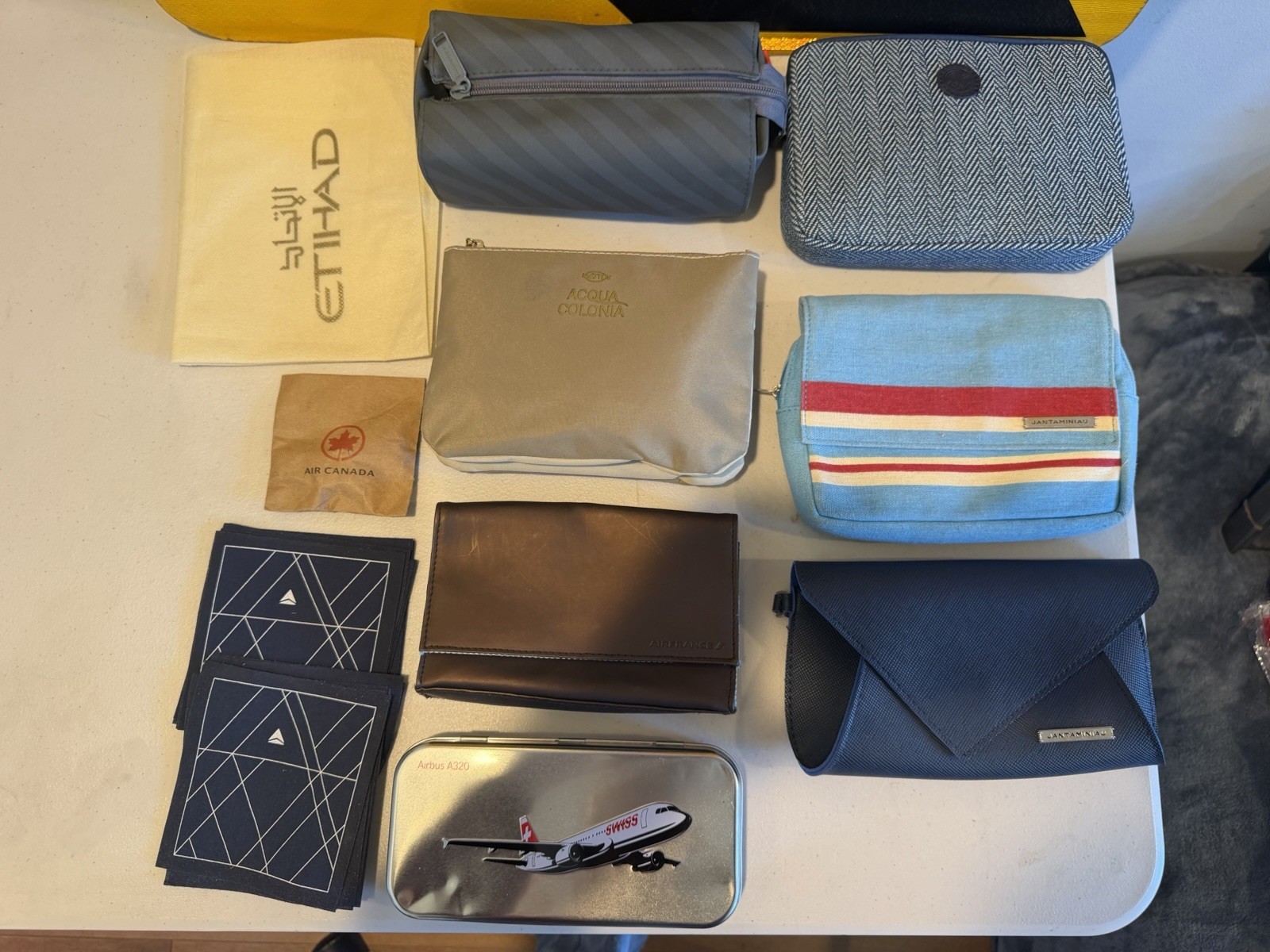 Lot Of Airlines Stuff KLM Delta Etihad Air France Quantas