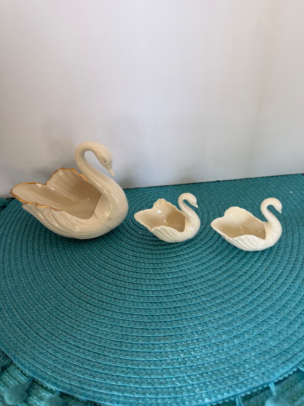 Vtg Lennox 24K Swan cake topper card holder Trinket ring dish Made in USA 3 pcs