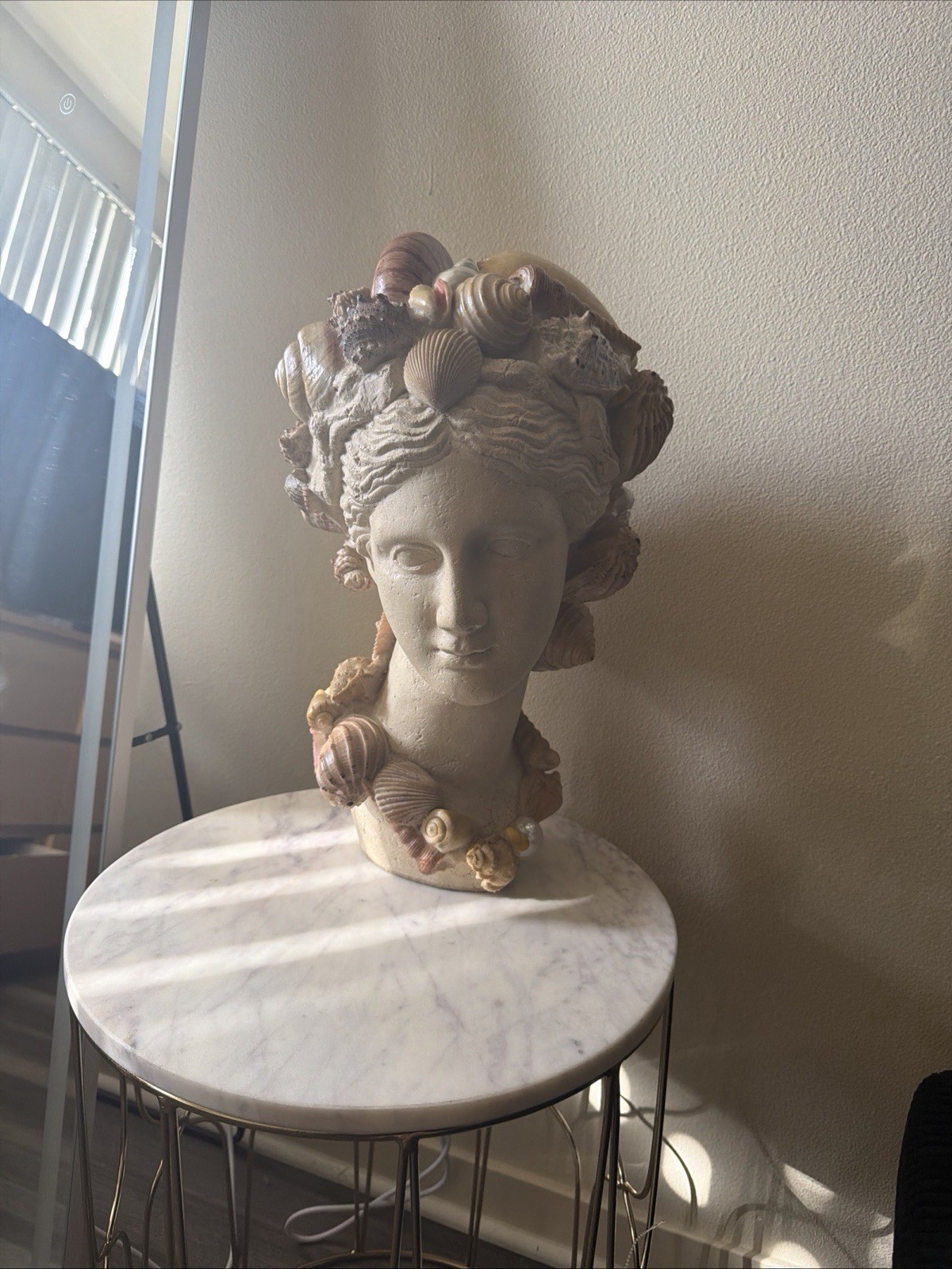 VINTAGE PLASTER SHELL ENCRUSTED  LADIES HEAD 19T X 10 X 10