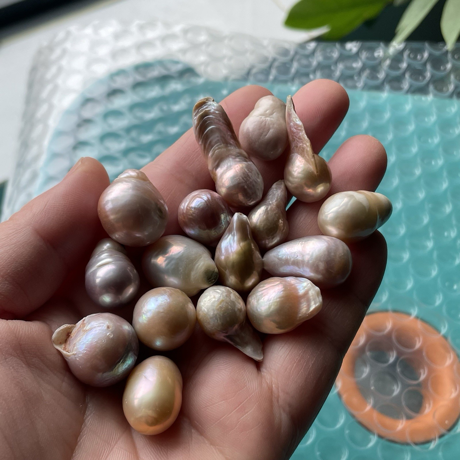 57g Genuine Large Baroque Freshwater Pearl Cultured Loose Bead Not Drilled 16pcs