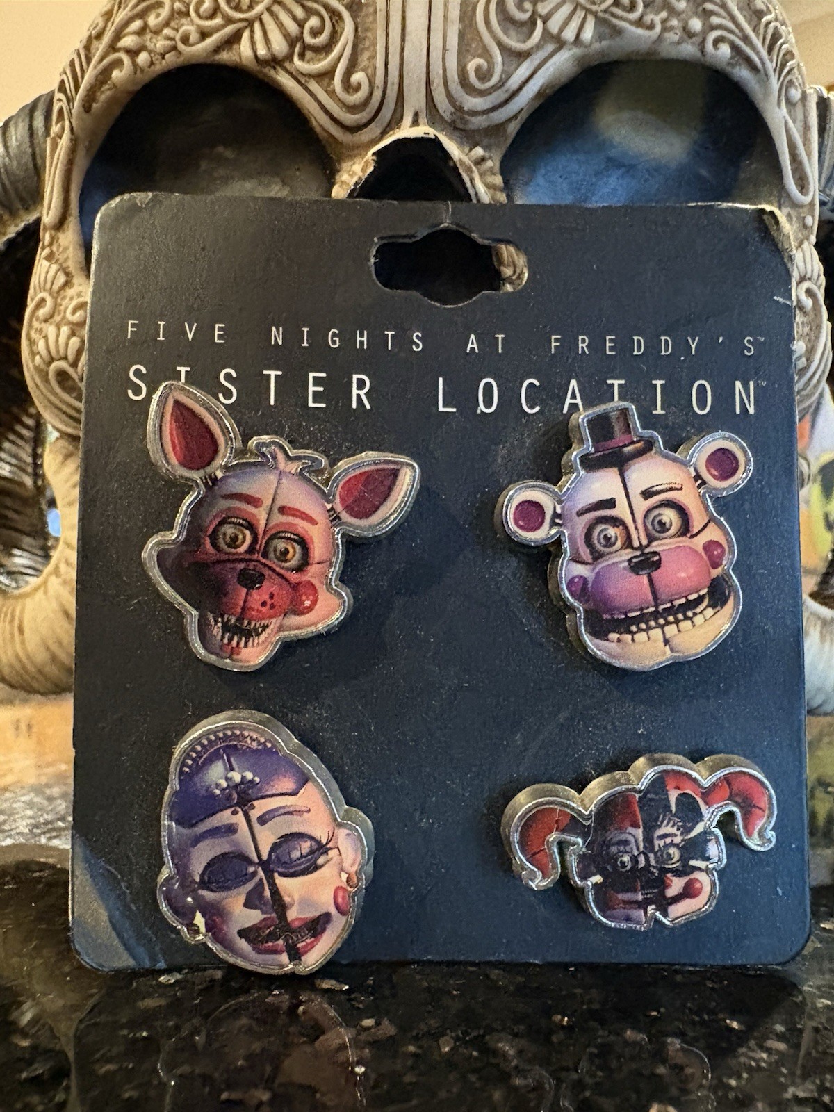 Five Nights at Freddy’s Sister Location 4 Pin Set Bioworld FNAF 2016 New