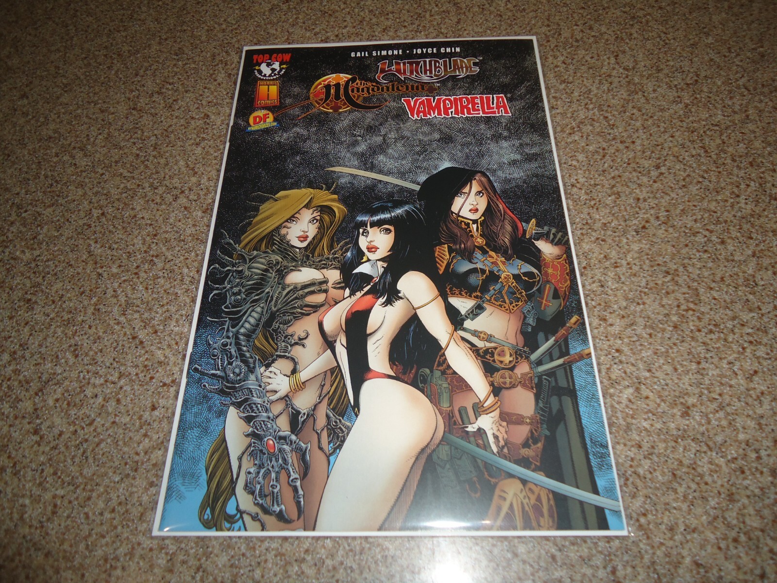 WITCHBLADE/MAGDALENA/VAMPIRELLA CONVERGENCE DF WITH COA