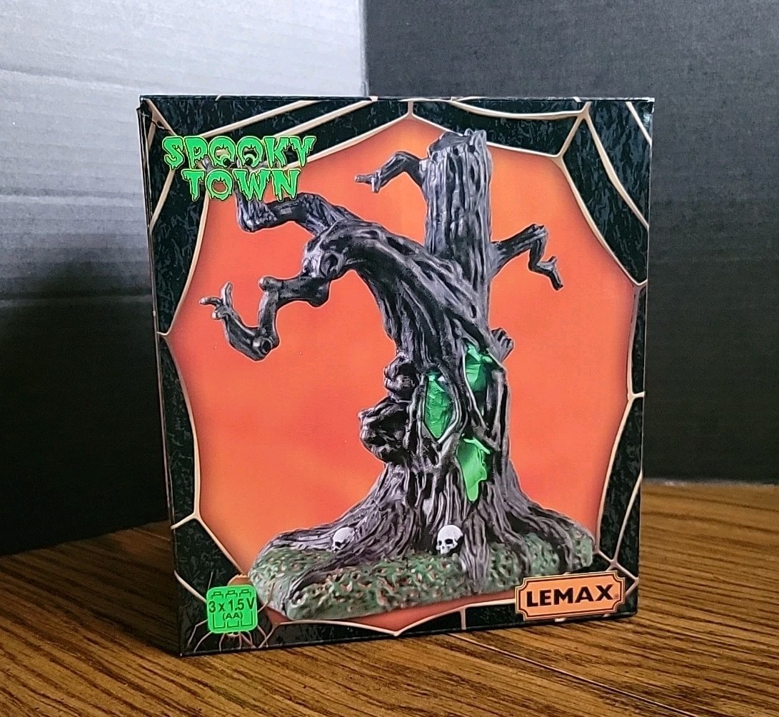 Lemax Spooky Town Halloween Village Creepy Tree 44306 Lighted Scary Tree NEW 