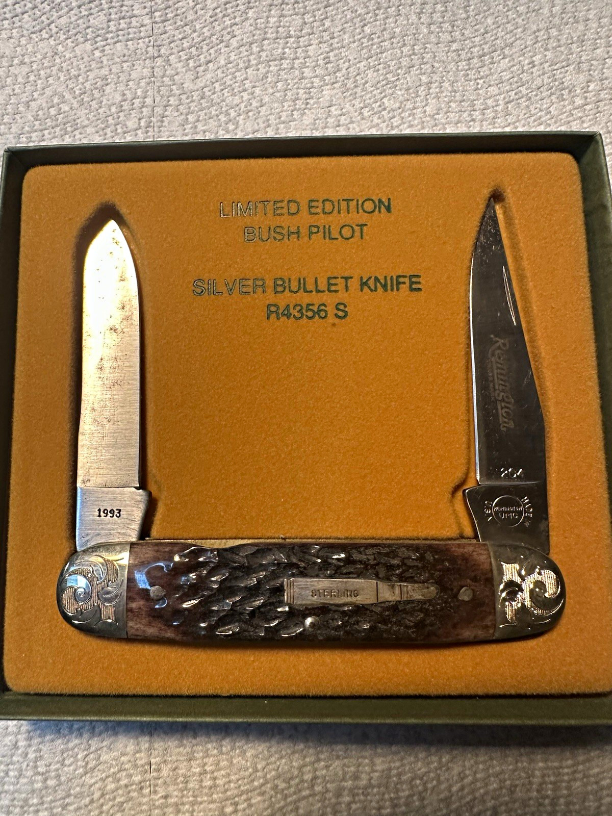 1993 Remington R4356SB Silver Bullet Bush Pilot Knife #204/5000 Bone Box