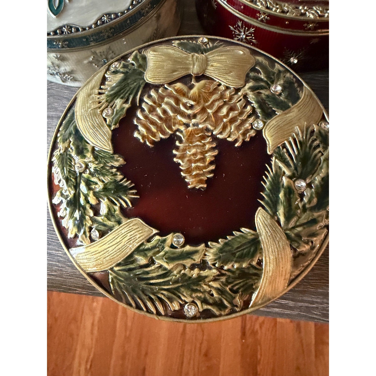Vintage Bombay Company Christmas Mirrored Jewelry Box Round Holiday Trinket Box