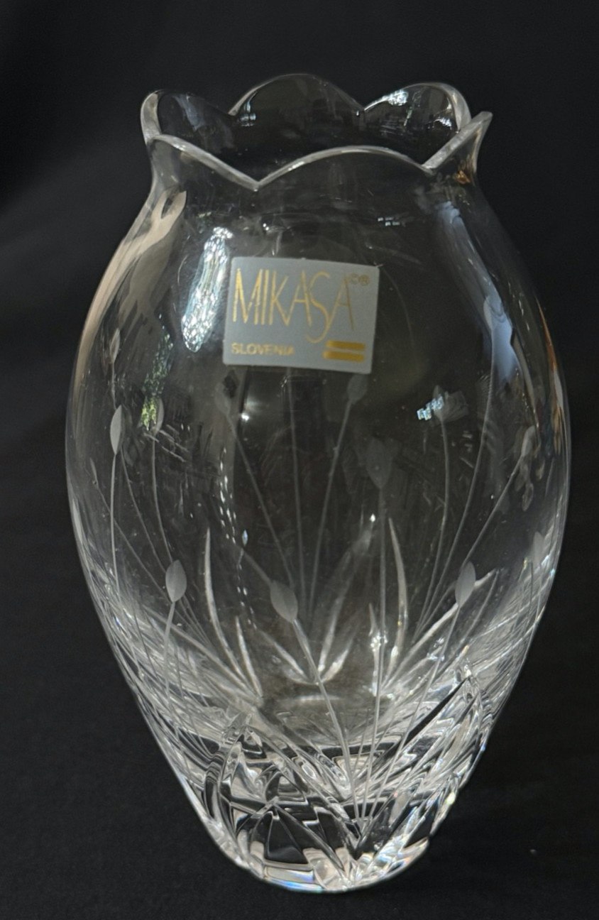 Mikasa Petite Points Lead Crystal Bud Vase 5.25\