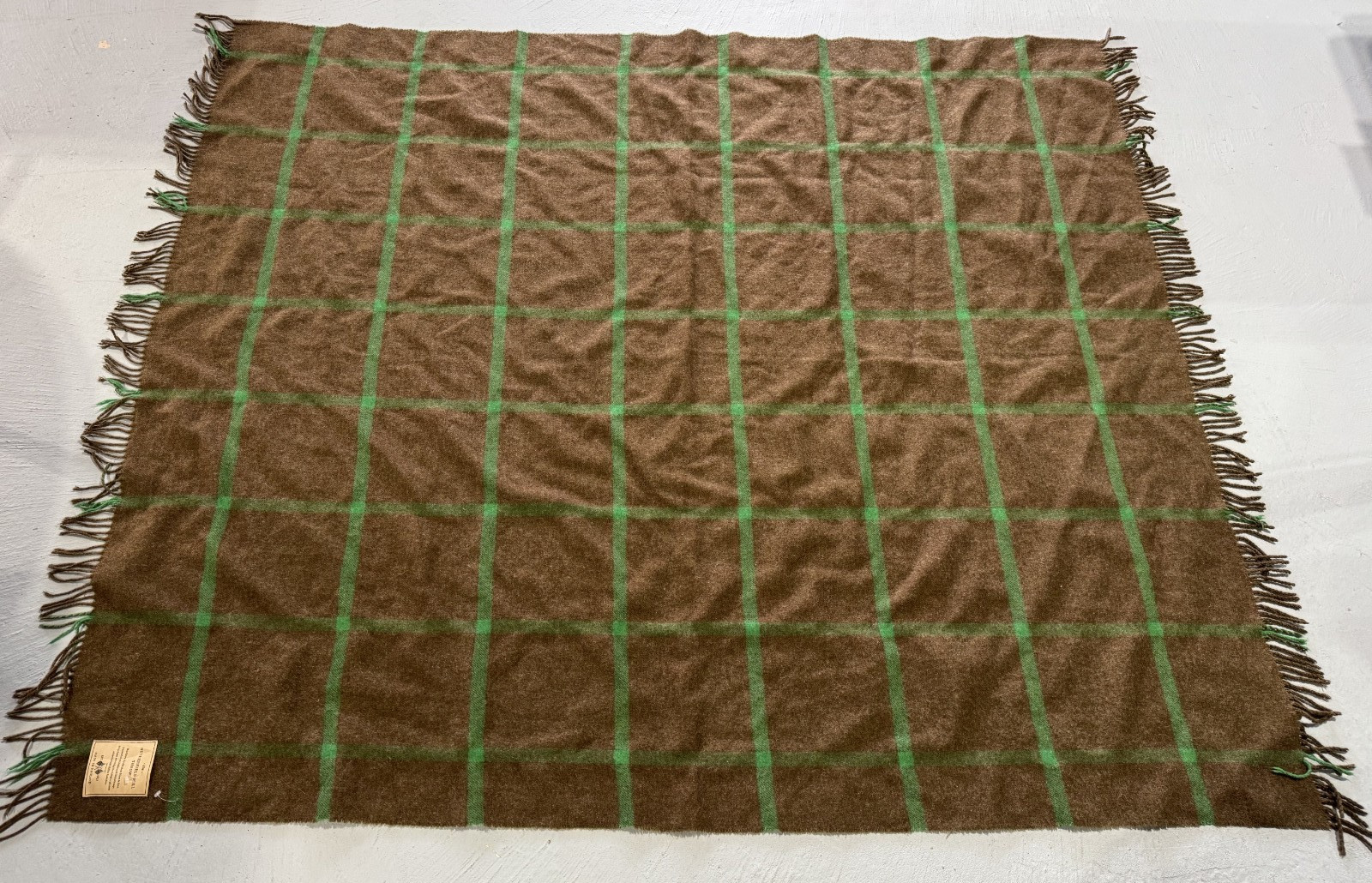 NETHERFIELD MILL Abraham Moon & Sons Military Green Gray Plaid Wool Fringe Throw