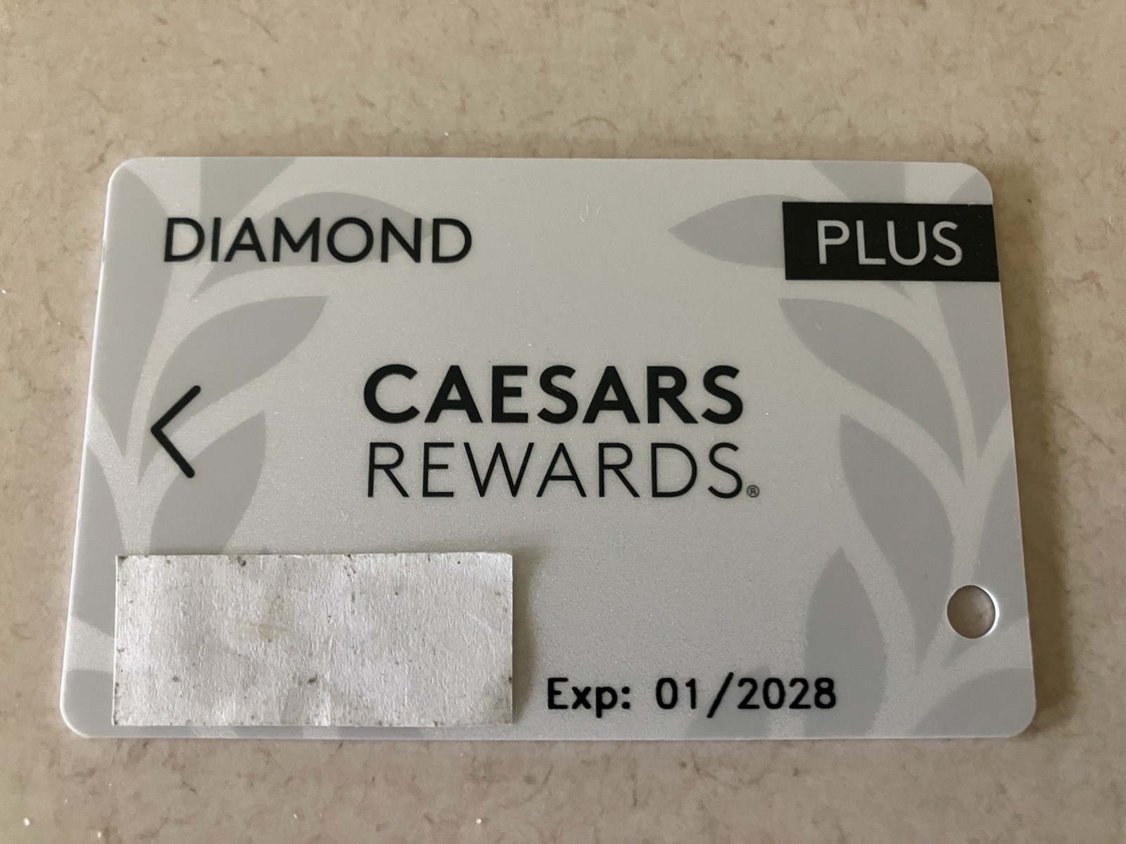 CAESARS CAESAR\'S REWARDS DIAMOND PLUS PLAYERS CLUB CARD MALE NAME 2028