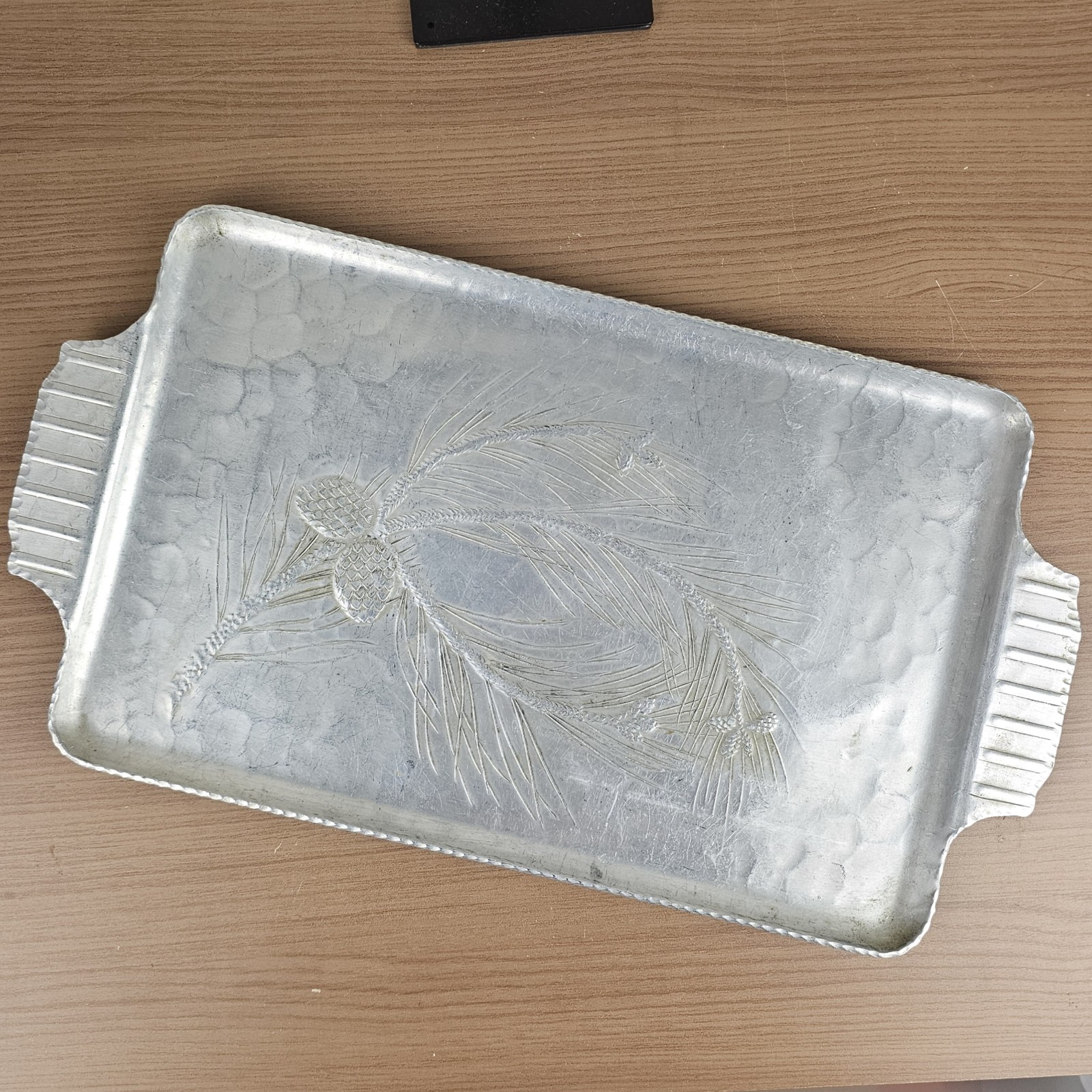 Vintage Hand-Wrought Aluminum Tray Pinecone Branch Everlast Material Rustic 17x9