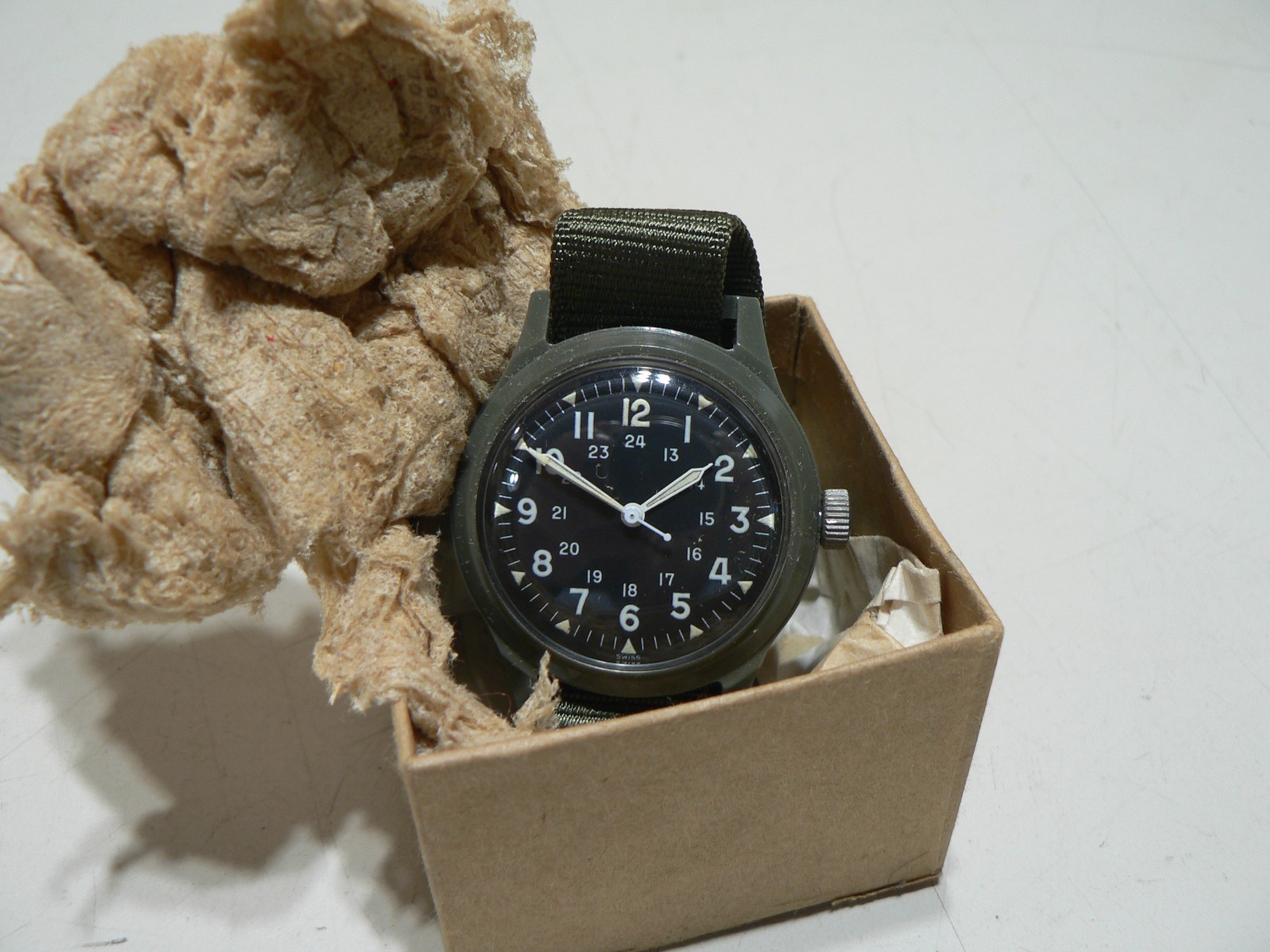 Vintage Vietnam US Military 1968 Benrus Watch MIL-W-46374 Never Worn New in Box