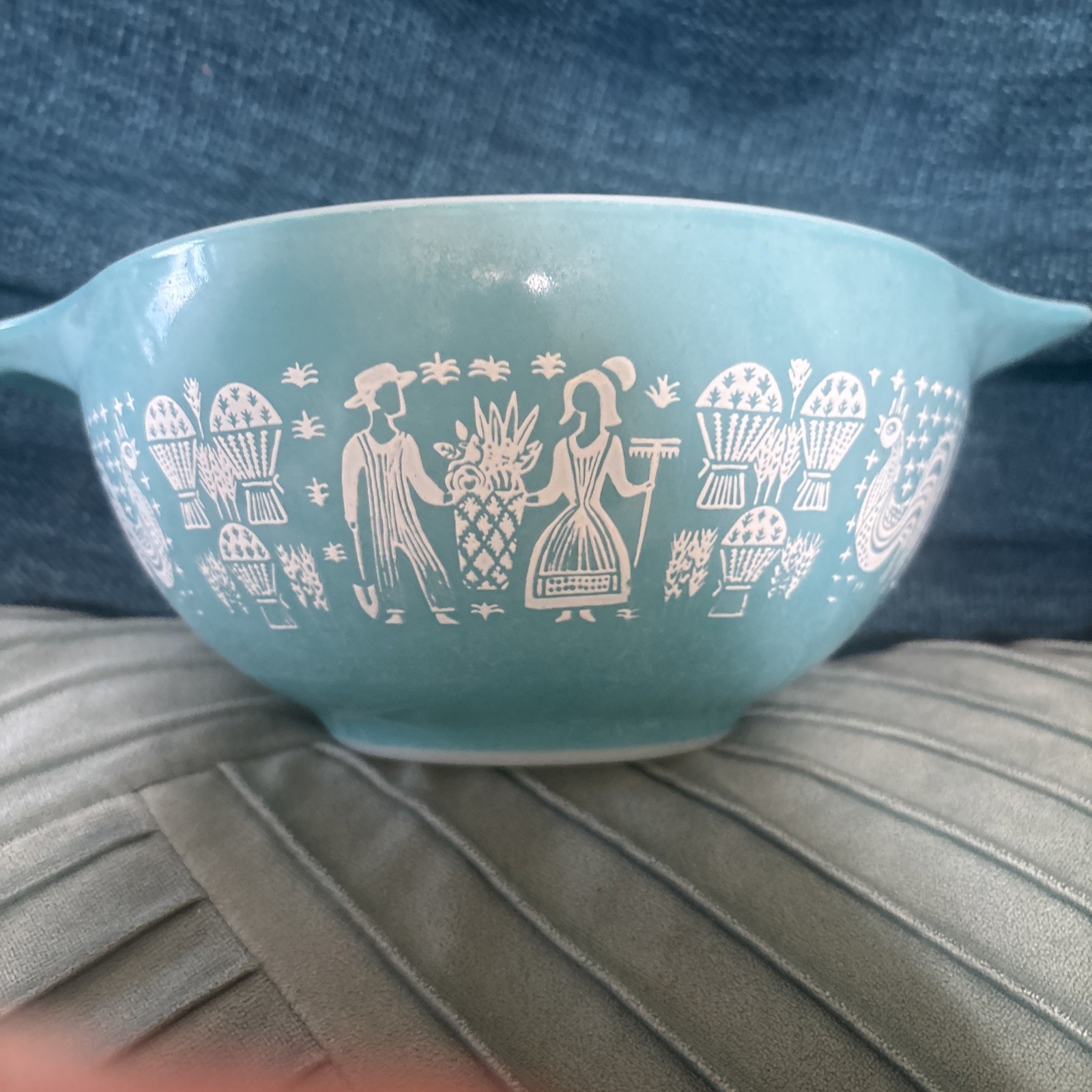 Vintage Pyrex - Amish Butter print Cinderella - 442 - 1 1/2 Qt Mixing Bowl